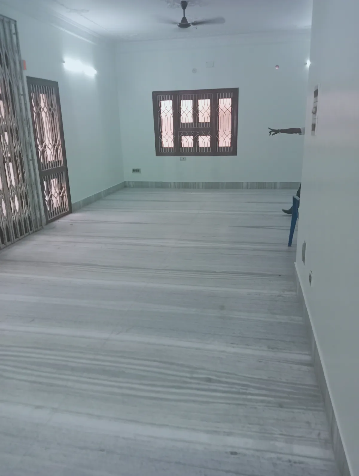 COMMERCIAL OFFICE SPACE