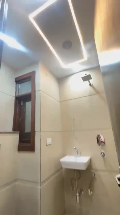 630 Sq Ft 3 BHK Apartment For Sale in New Delhi