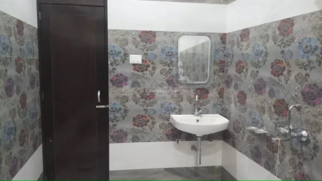2000 Sq Ft 4 BHK Apartment For Sale in Varanasi
