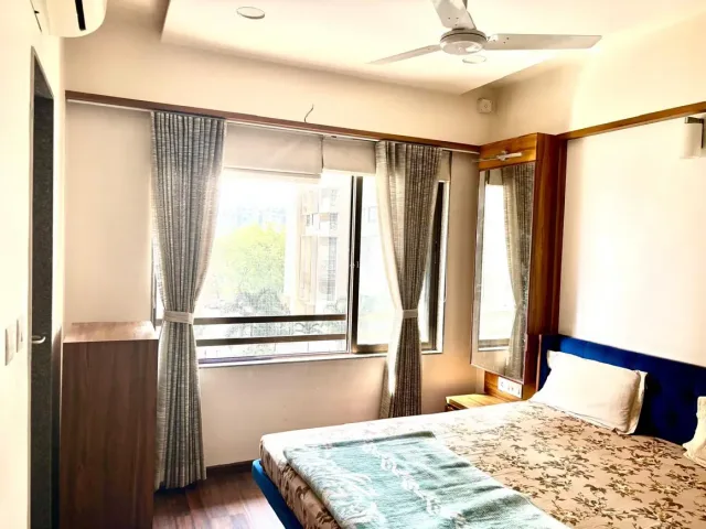 **977 Sq Ft Apartment For Sale | 3 BHK in Vastrapur, Ahmedabad**